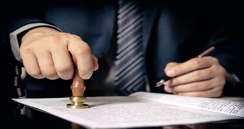 La traducción jurada a ruso de un poder notarial y la función del traductor jurado ruso.
